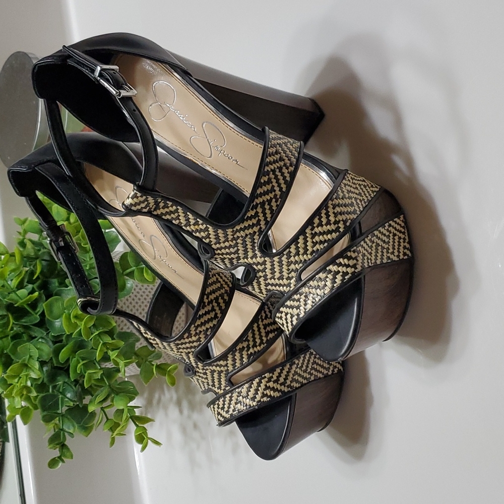 Jessica Simpson Platform Leather